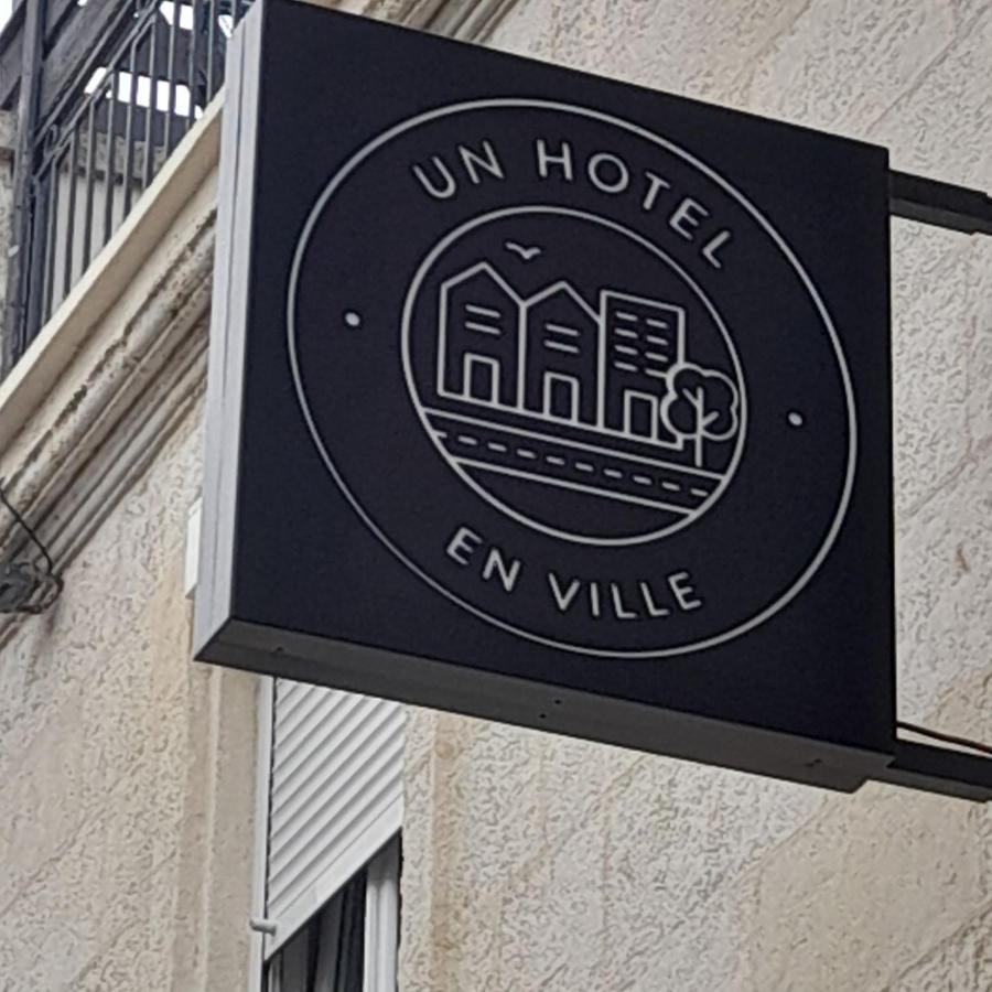 Un Hotel En Ville La Rochelle  Exteriér fotografie